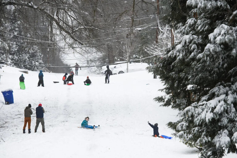 Когда в Упстейте было последнее белое Рождество? Не радуйтесь за него в 2025 году