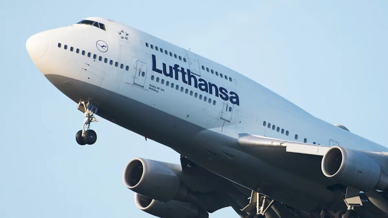 Почему ноты Boeing такие крутые, а ноты Airbus такие круглые