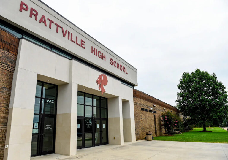 Когда начинается школа в Алабаме? Вот даты начала 2025 года.