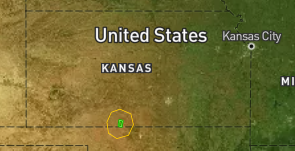 Кто является крупнейшим частным землевладельцем в Канзасе с 250 000 акров?